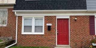 Dundalk - 3 bedrooms and 1 baths Available! Gallery 1