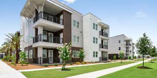 The Residences at SweetBay Gallery 24