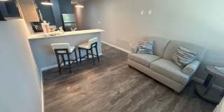Plaza 93 West Apartments Gallery 66