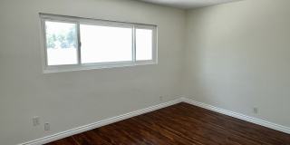 4553 Huntington Drive North Gallery 8