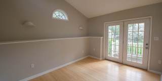 Bright, beautiful home with 3 garage spaces & tons of storage! Gallery 14