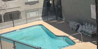3rd floor with balcony - Boulder City Gallery 1