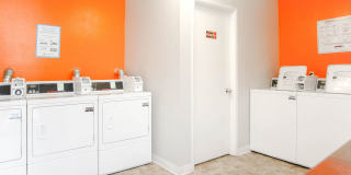 Sherman Oaks Gardens Gallery 21