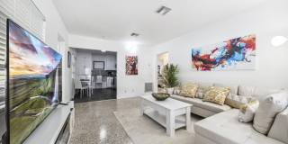 1420 MIAMI Road Gallery 1