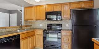 1 Bedroom Townhome in Aurora 1 Bedroom Townhome in Aurora Gallery 4