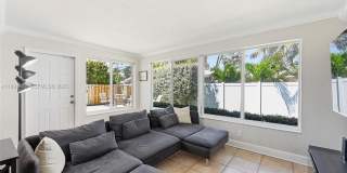 2725 SE 2nd Ct Gallery 20