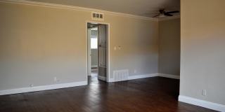 1349 N Detroit Apartments Gallery 12