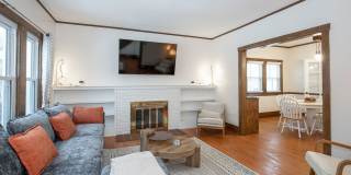 3 BED 1 BATH SINGLE FAMILY HOME IN BEAUTIFUL LAKEWOOD! Gallery 1