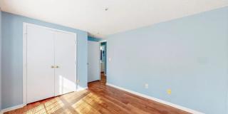 Room in 3 Bedroom Home at Arlyn Cir Gallery 7