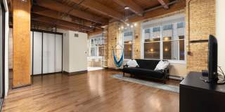 Lakefront Loft in a Historical Building with Every Convenience Gallery 4
