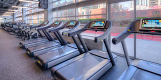 Grand Plaza Gallery 27