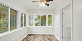 Downtown 2 bedroom Condo Gallery 18