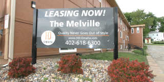 Great location and beautiful updates. Pet friendly one bedroom in Bellevue. Gallery 1