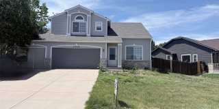 4 Bedroom, 3.5 Bath House with a 3 Car Garage and AC! Gallery 1