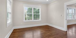 585 Jones Avenue Gallery 14