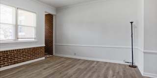 3BR/1.5BA Brick Ranch with Fireplace | Extra Storage | Hampton Near Shipyard & I-64 Gallery 14