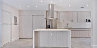 2616 N Carambola Cir N Gallery 4