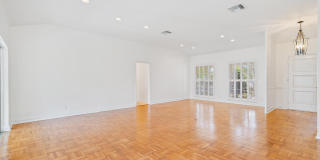 210 Russlyn Drive Gallery 5