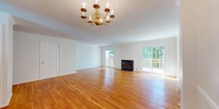 5739 OAKSHORE Court Gallery 4