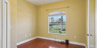 929 Hialeah Street Gallery 33