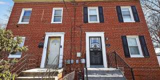 Spacious Townhome with driveway Gallery 3