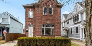 960 Davis Avenue Gallery 1