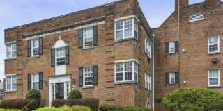 1818 W Abingdon Dr Gallery 1