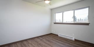 Spruce Park Apartments Gallery 21