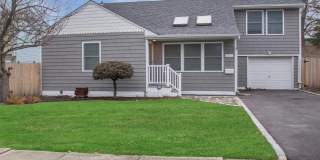 11 Pratt Street Gallery 1