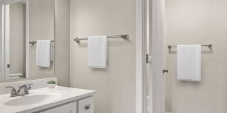 The Woods of Burnsville Gallery 17