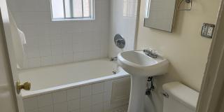 246 S Kenmore Ave Gallery 5