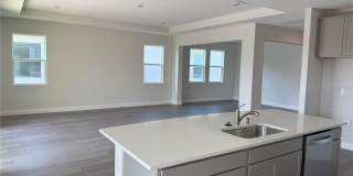 2113 WARREN ACRES Boulevard Gallery 3