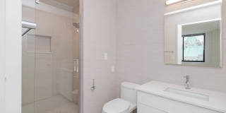 180 Montague Gallery 22