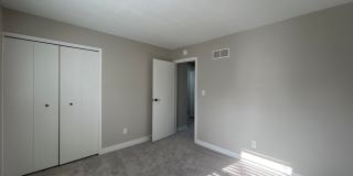 Renovated 2-Bedroom, 1.5-Bathroom Condo in South Bend – $1,435/Month – Accepting Section 8 (Lawn Care & Snow Removal Included!) Renovated 2-Bedroom, 1.5-Bathroom Condo in South Bend – $1,435/Month – Accepting Section 8 (Lawn Care & Snow Removal Included!) Gallery 18