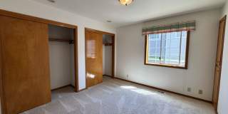 Well maintained 3 bed 2 bath rambler home in quiet Zenith neighborhood in Des Moines Well maintained 3 bed 2 bath rambler home in quiet Zenith neighborhood in Des Moines Gallery 24
