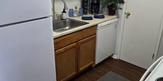 Renovated Two Bedroom Condo with Garage Space in Ladue School District Gallery 17