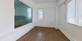 **Charming 3-Bedroom Historic Home with Covered Porch and Large Yard** Gallery 5