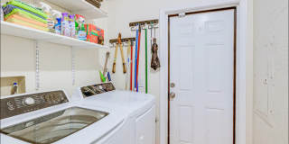 716 21st St Gallery 12