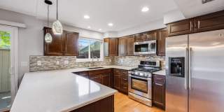 Updated 2BD Townhome | Private Patio | Community Amen Gallery 7