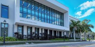 5010 BARRINGTON CIRCLE Gallery 68