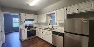 3 Bedrooms 1.5 Baths - North Columbus - Large Corner Lot Gallery 7