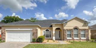 Welcome to Cabernet Circle Gallery 1