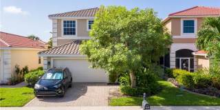 ** 4 Bed/3.5 Bath Single Family ~ 2 Car Garage Single Family Home ~ Lake Views ** Gallery 1