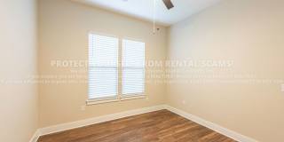 886 Hill Avenue Gallery 11