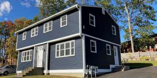 1023 Mammoth Road Gallery 1