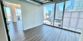 150 W Kinzie St Gallery 4