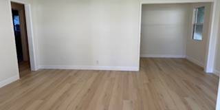 442 N Hollywood Way Gallery 7