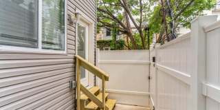 Huge 4 bed 3 bath home in point breeze. MODERN, PATIO, ROOF DECK JULY 15 Gallery 7