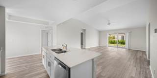 Newer construction 4‑bedroom, 2‑bathroom in Cape Coral Gallery 7