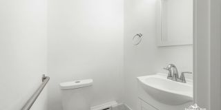 Single Family Home in Historic Oak Park Neighborhood Gallery 11